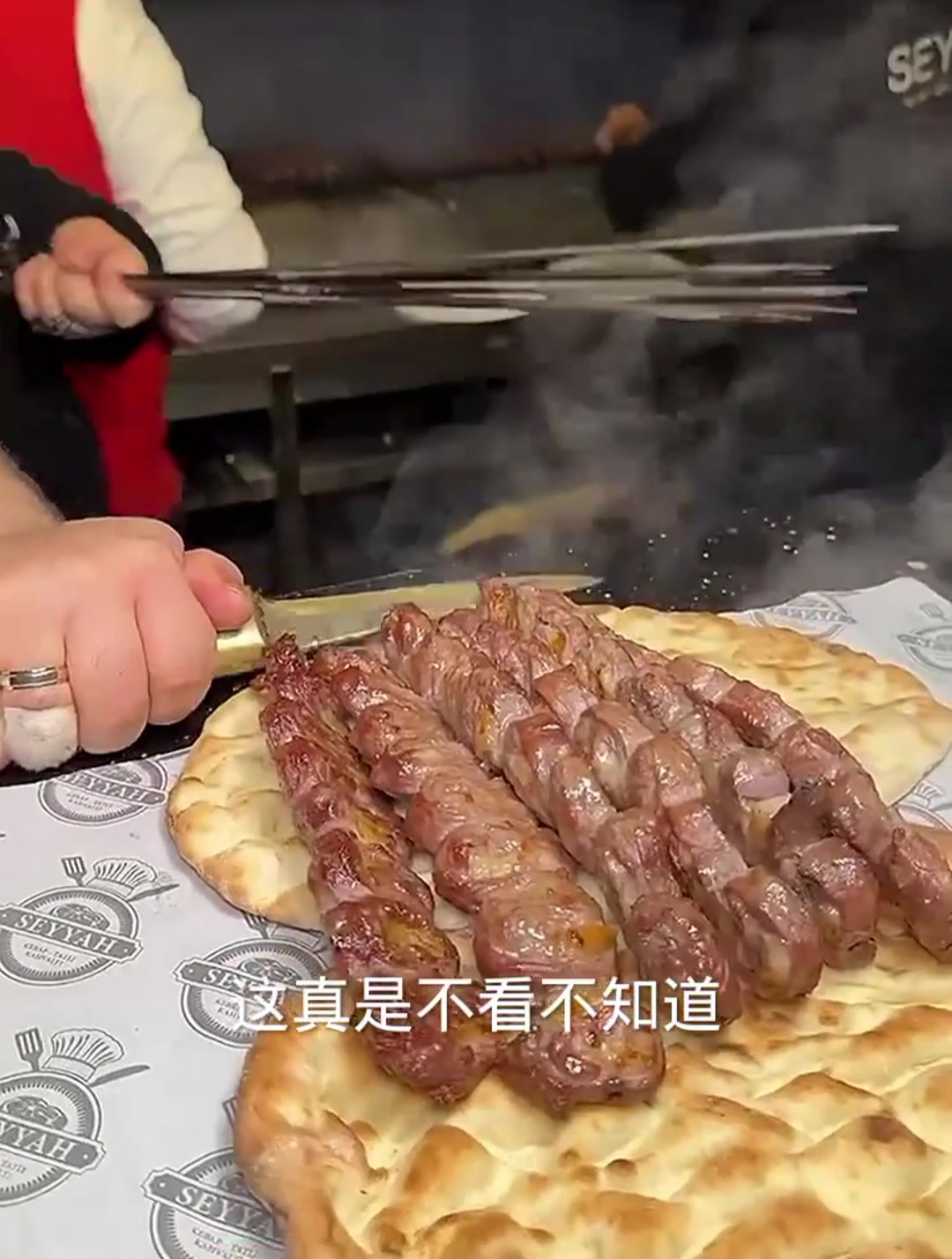大饼卷肉,原来这样做的!