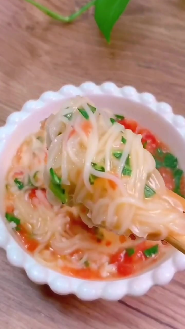 今天吃什么,西红柿鲜虾面