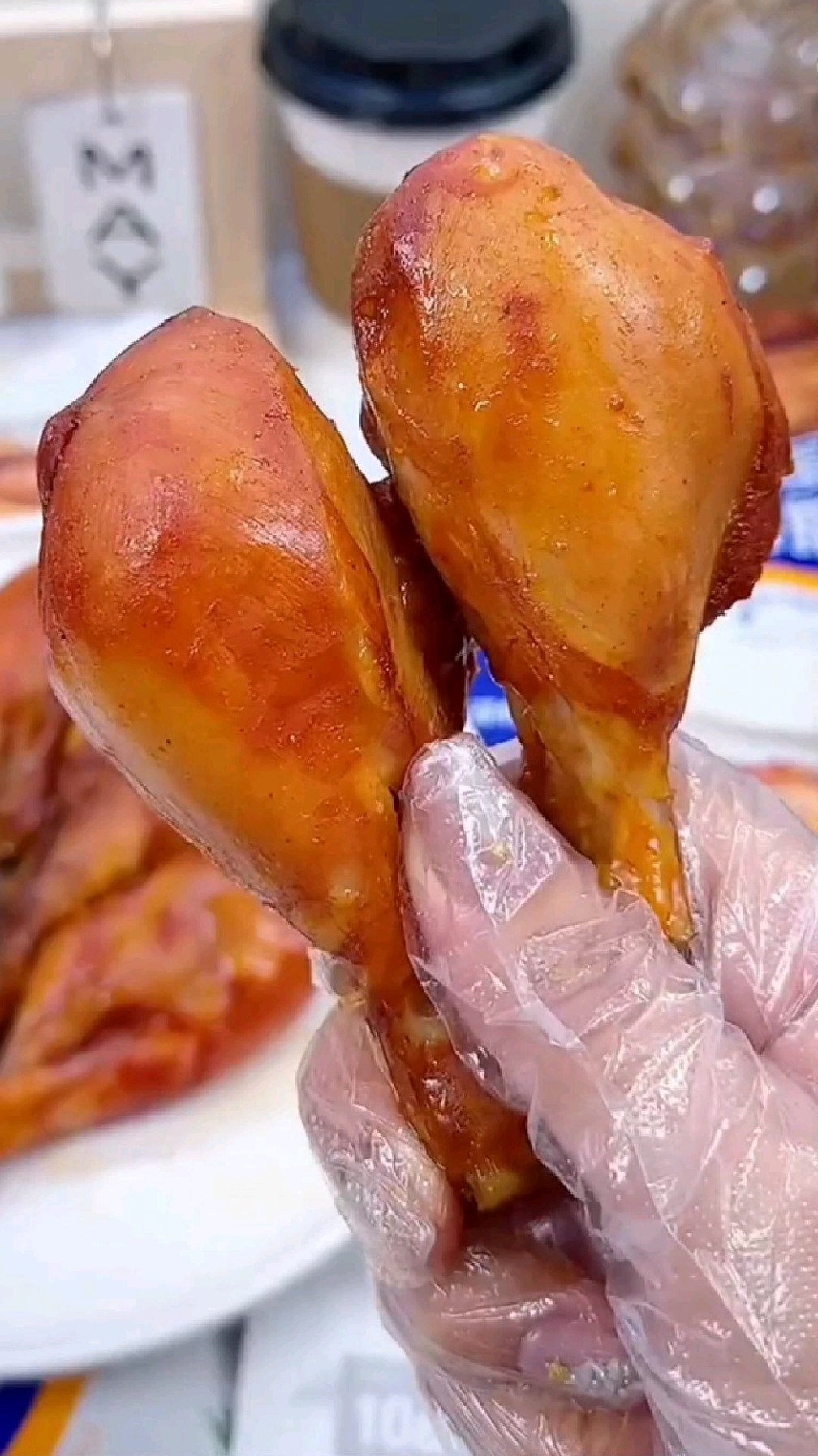 贾玲瘦100斤我也要努力啦!去皮鸡腿吃起来,一秒脱骨真好吃,热量低好吃没负担