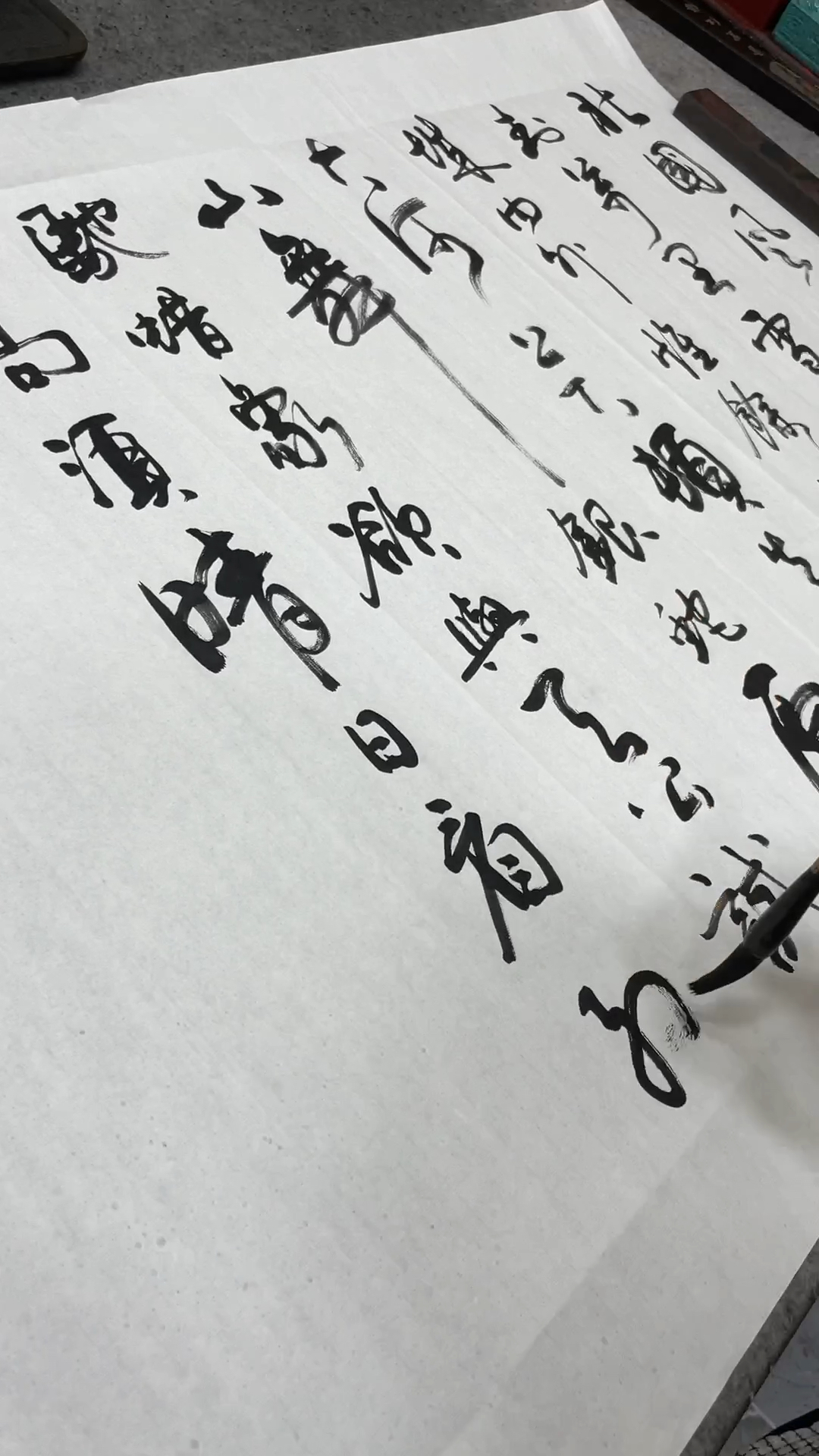 沁园春雪,张山河老师亲笔手绘。抒情于一炉,意境壮美,气势恢宏,感情奔放,胸襟豪迈