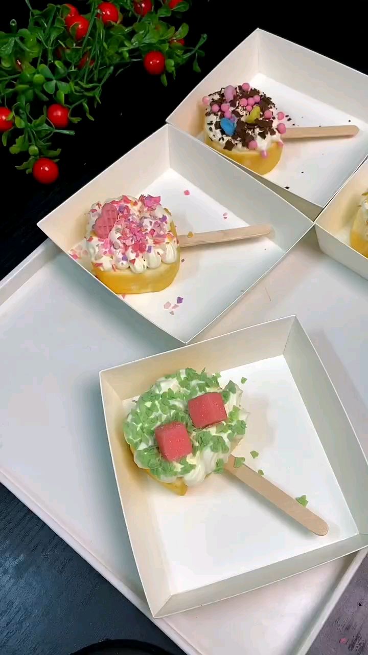 自制棒棒糖小蛋糕