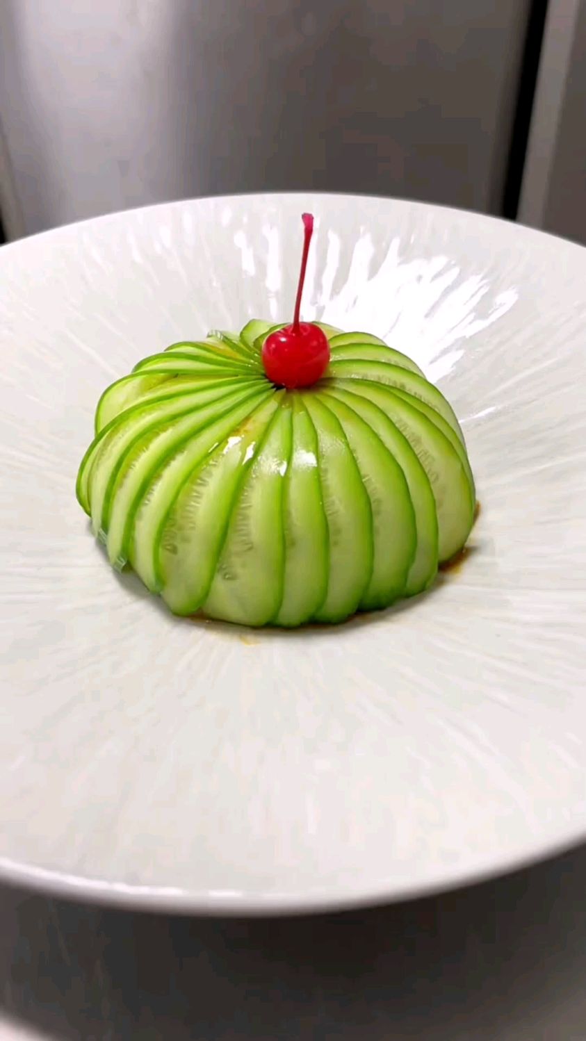 黄瓜海蜇创意拼盘