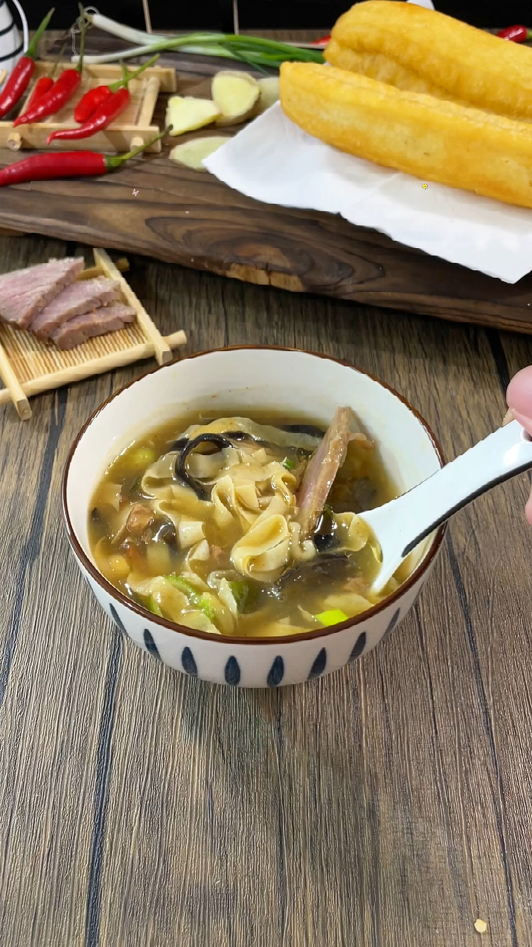 高群生胡辣汤逍遥镇特产清真菌菇微辣牛肉味精美礼盒包装