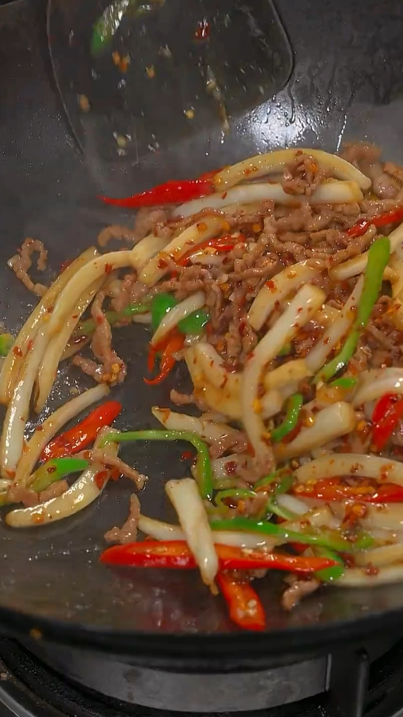 今日份如何做白菜梗炒牛肉丝|这道菜随随便便就能干掉好几碗米饭#湘菜 #家常菜