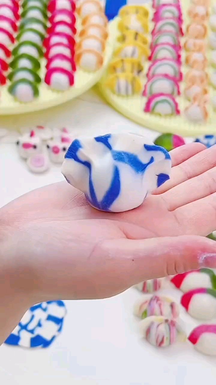五彩饺子包法