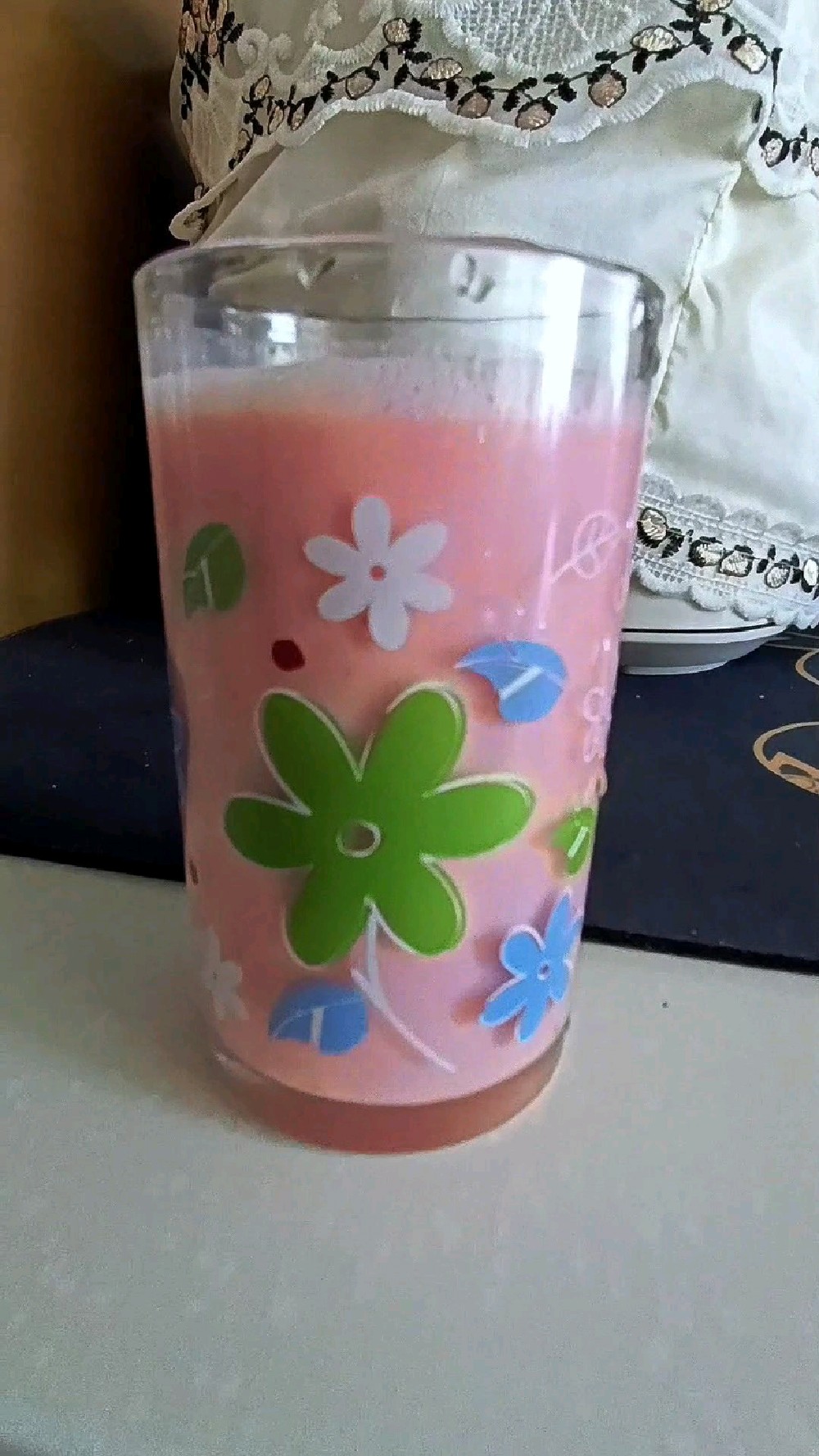 草莓奶昔可以这样制作