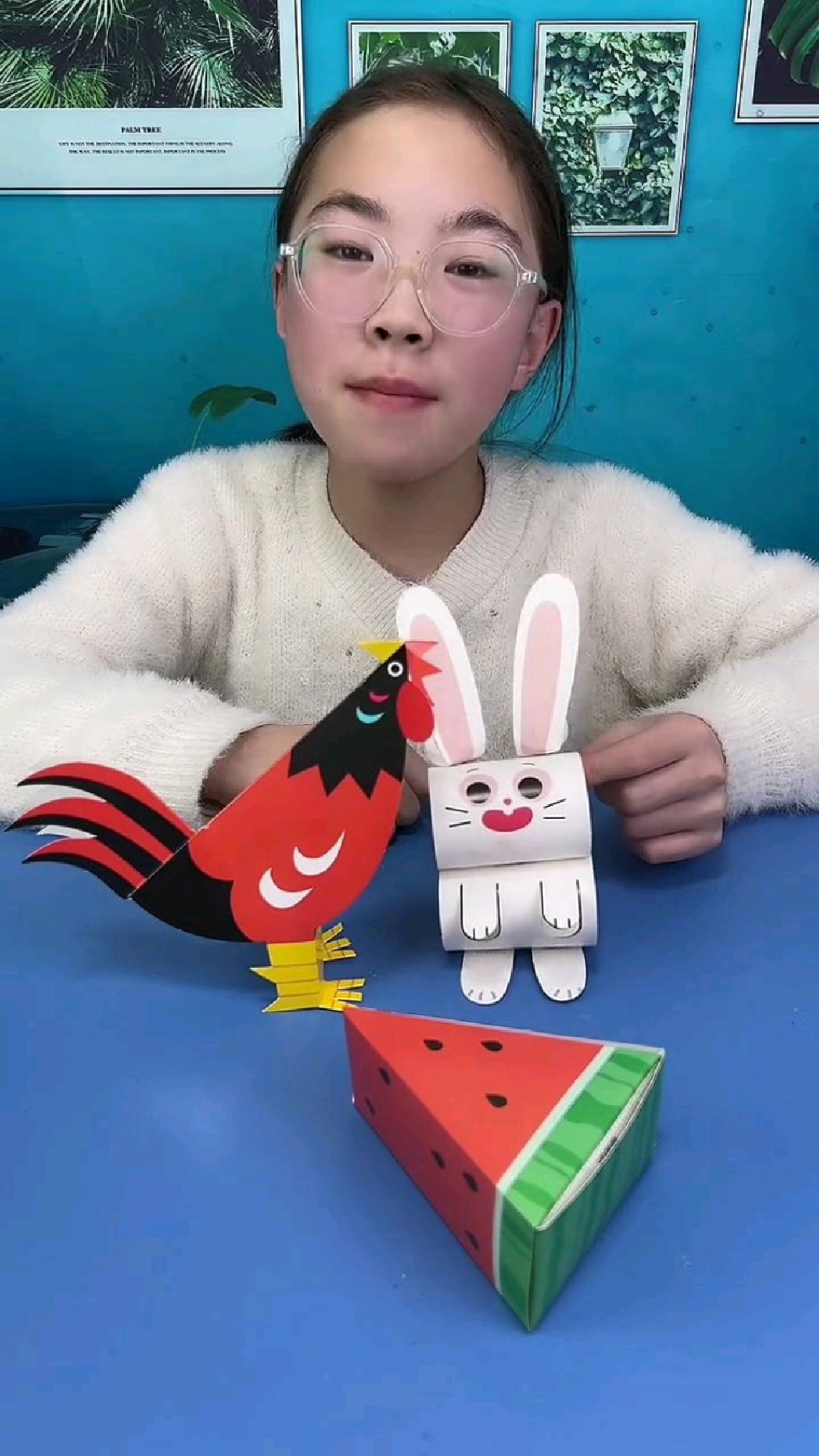 这个大公鸡喜欢吃什么呢?
