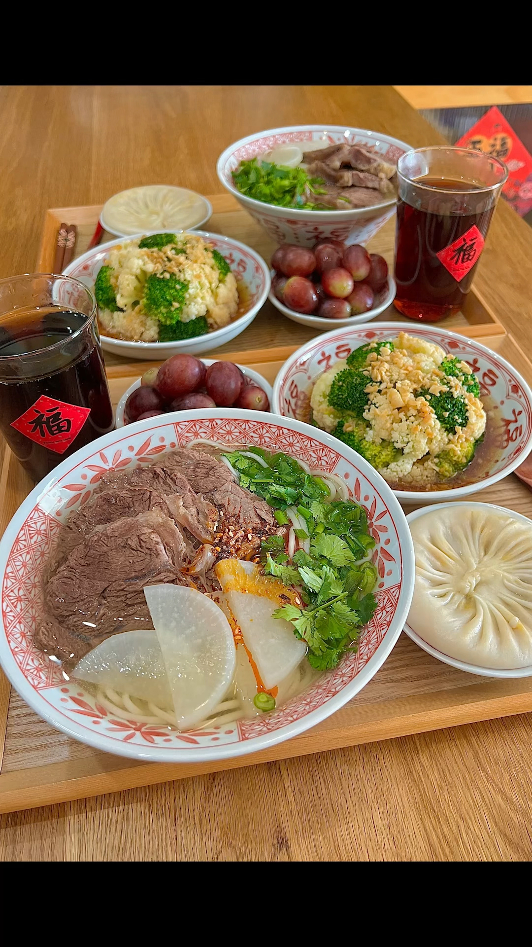 二人食vlog家常牛肉面|白灼菜花|蟹黄包