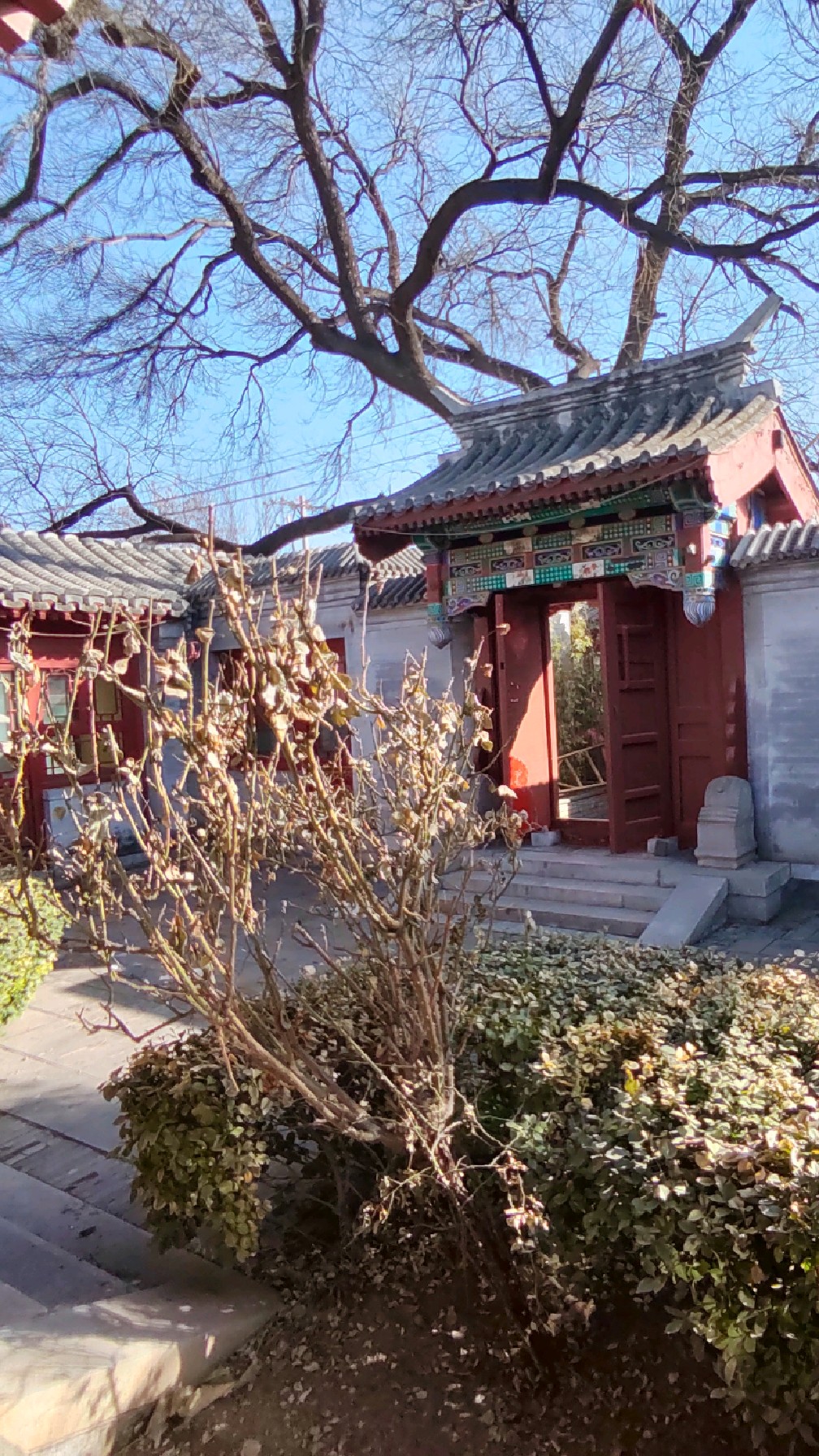 东城区正座三进四合院带跨院,830平门口5车位
