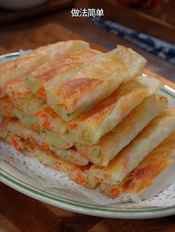 以后想吃土豆丝煎饼就像我这么做,早餐5分钟就能给孩子搞定