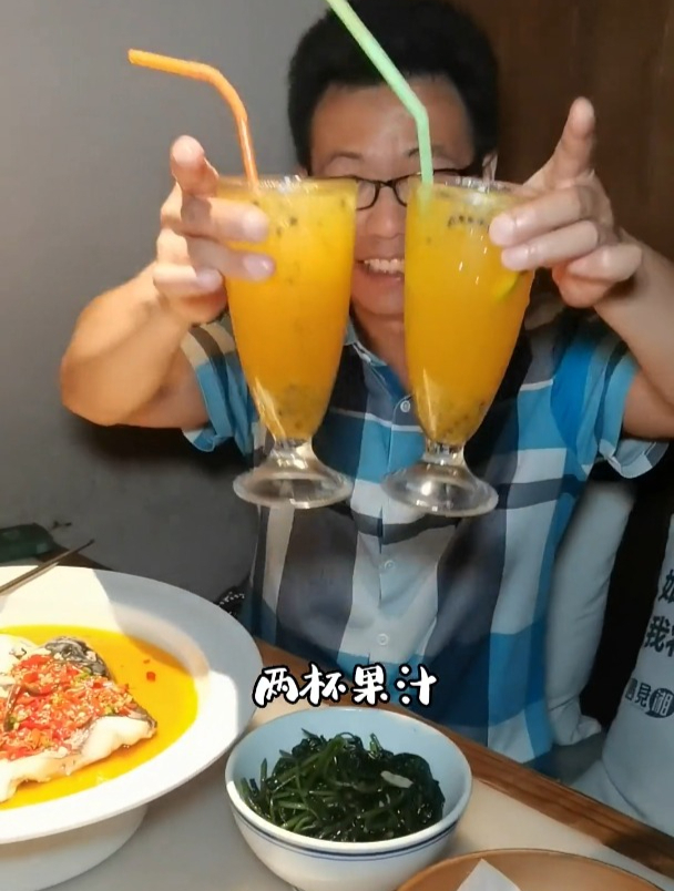 你喜欢吃剁椒鱼头吗遇见湘地道湖南菜