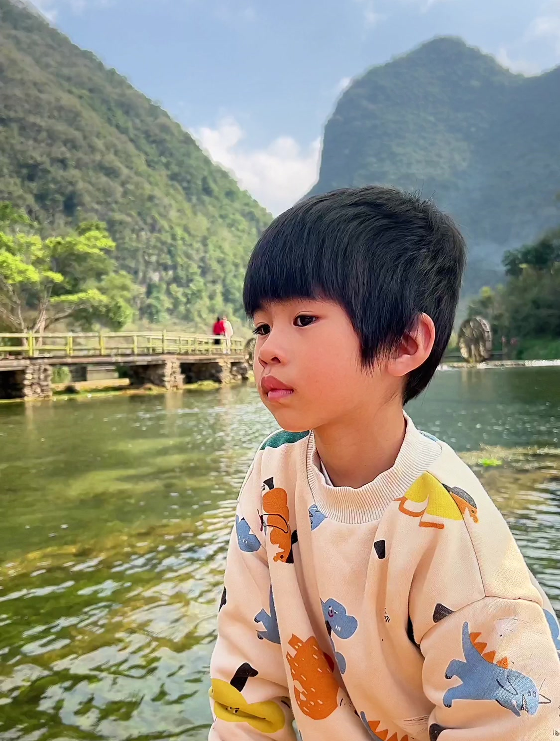 广西小伙带东北小冻梨游广西靖西鹅泉,美到不想回东北啦