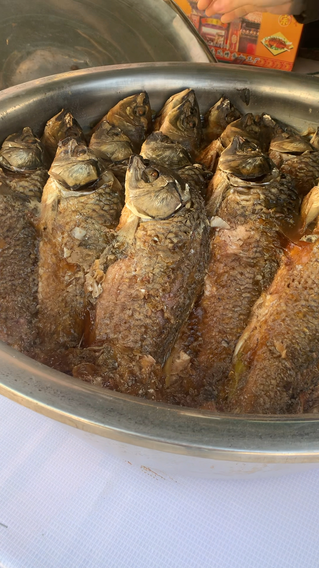 山东菏泽地方特色美食糟鱼,骨头都绵软了