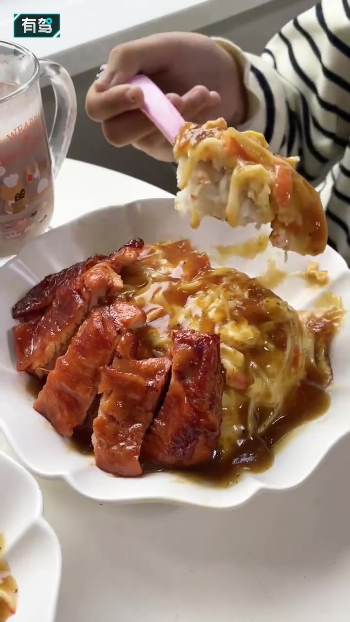 巨下饭的鸡排饭+小食拼盘