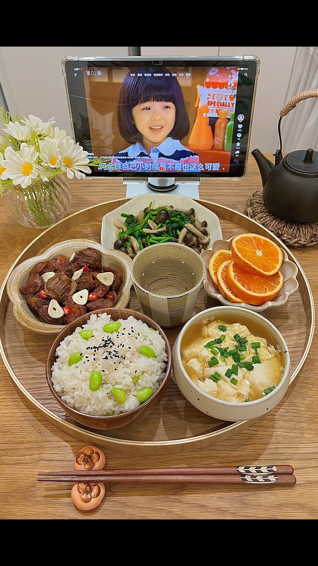 一人食vlog:辣炒鸡胗|菌菇炒菠菜|鸡蛋豆腐汤