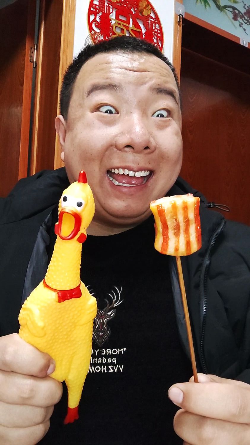 钵钵鸡钵啊钵钵鸡一元一个鱼豆腐真香