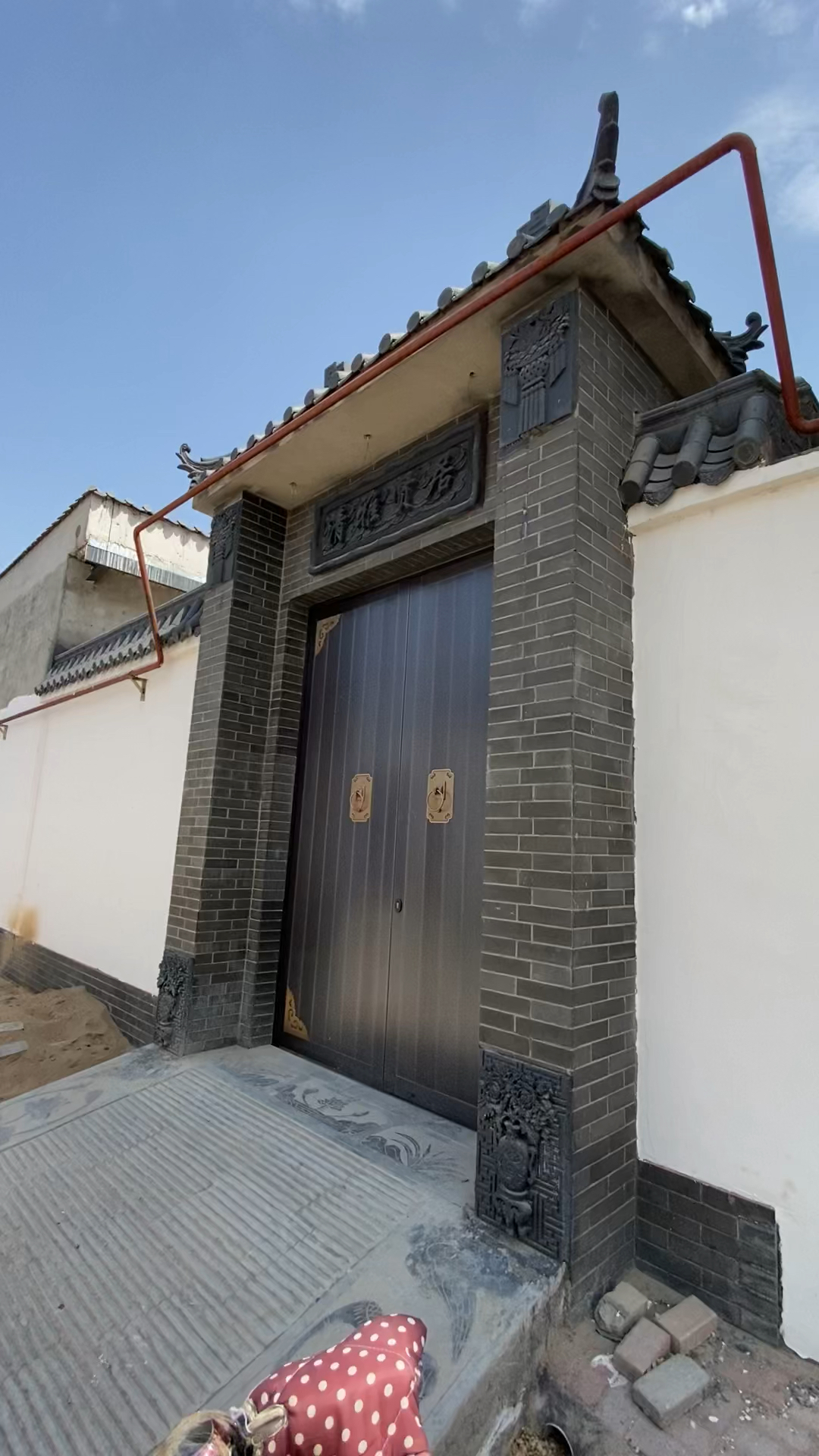 徽派建筑铜门这样装