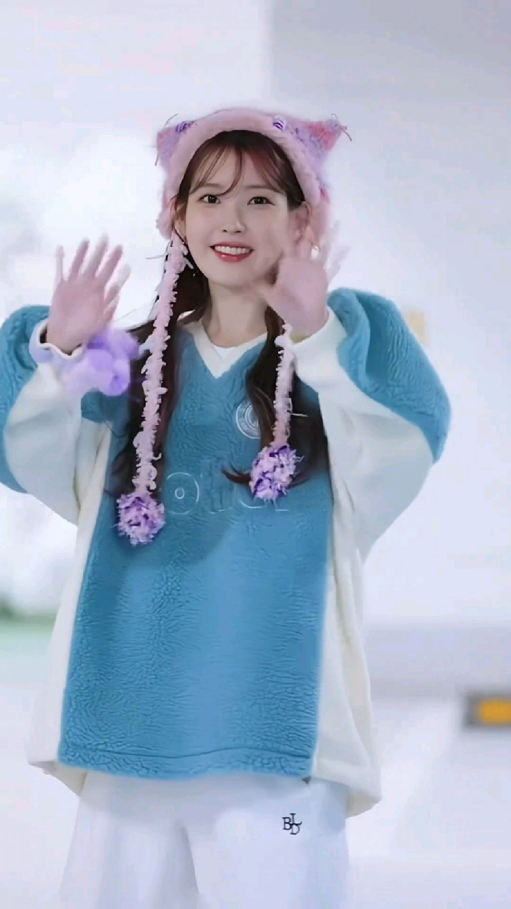 随机捕获一只可爱小猫咪#李知恩 #iu
