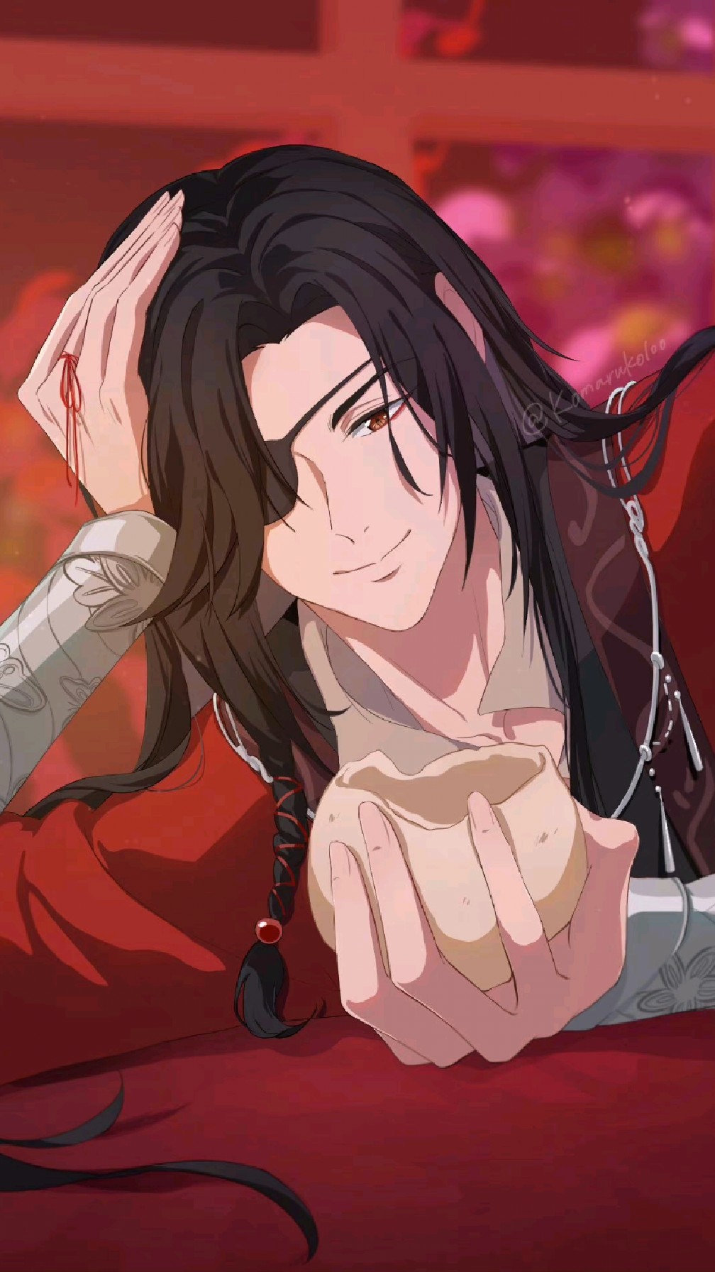 花城故意咬馒头,谢怜很明显心乱了