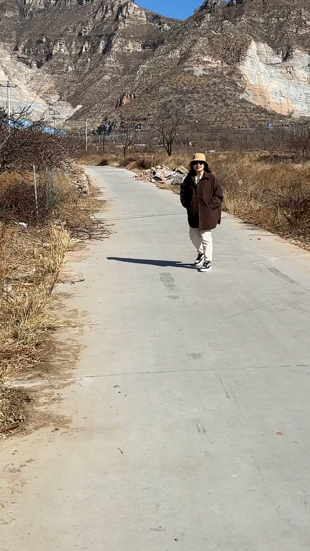 涞水文玩核桃山地果,带你们上山看看??