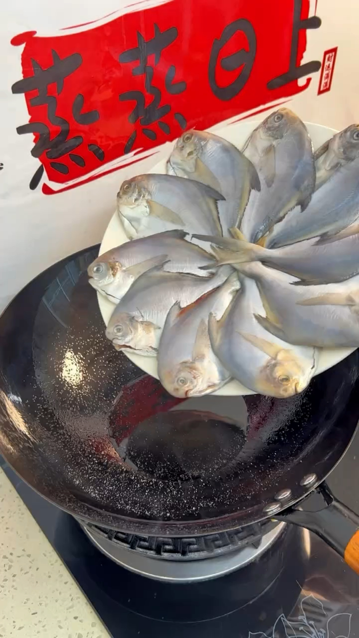 孩子们想吃香煎平鱼啦做起来吧