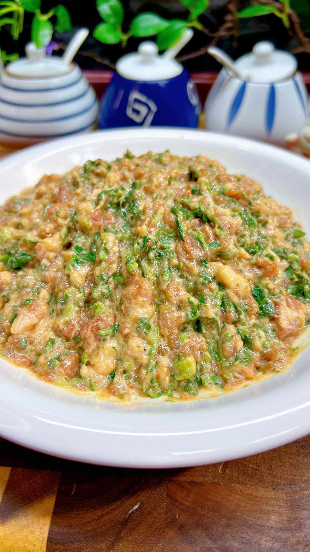 调荠菜猪肉饺子馅,一定不要乱加调料,教你调馅秘方,鲜嫩多汁香