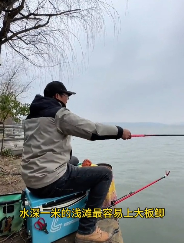 春季钓鲫鱼究竟钓多深?老钓友从这3个深度详细讲解!