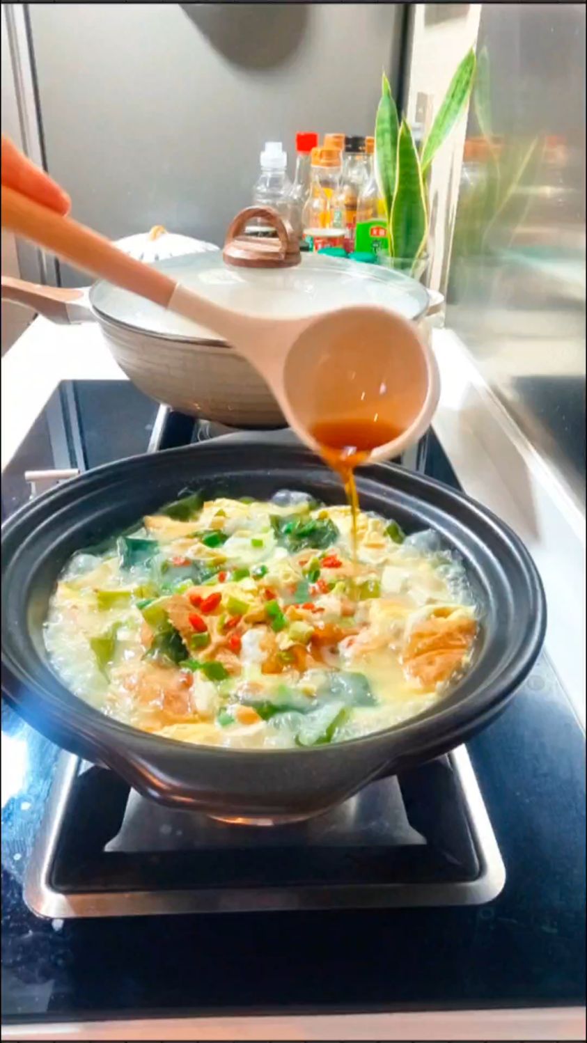 这个季节必须给崽儿喝的一碗海带苗豆腐汤~
