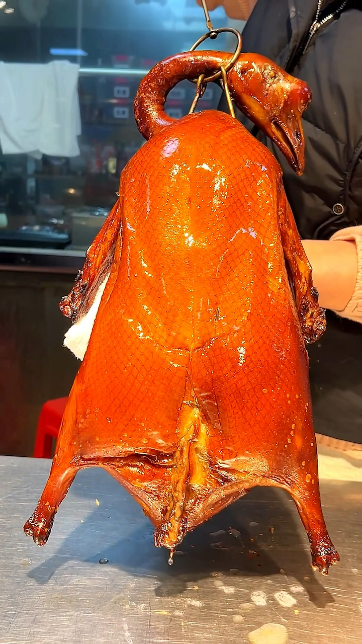 烧腊梁师傅分享水晶浆脆皮烧鹅的做法