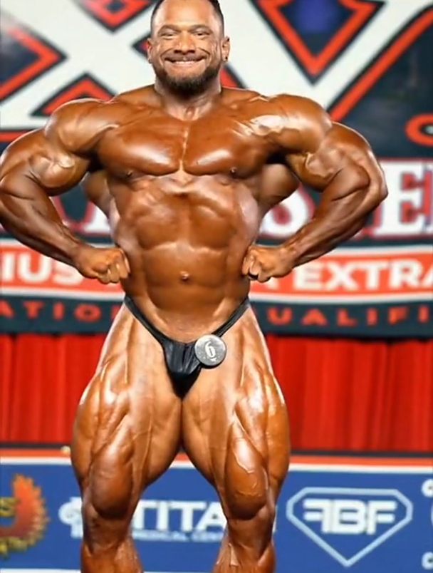 专业的健美运动肌肉就是大,真大 肌肉男