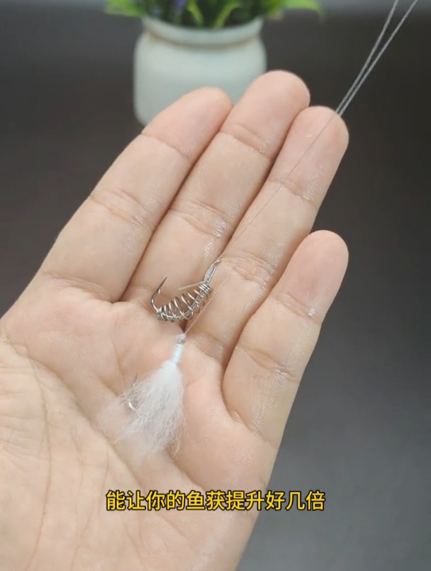 钓鱼经常锚到鱼,原因多半出在鱼钩上!