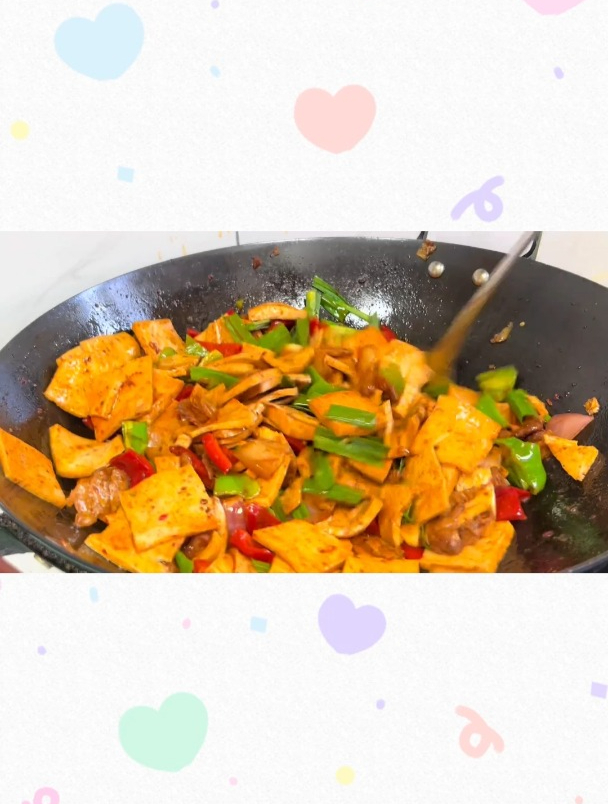 用最简单的方法做出饭店口味的干锅千叶豆腐,香辣咸香