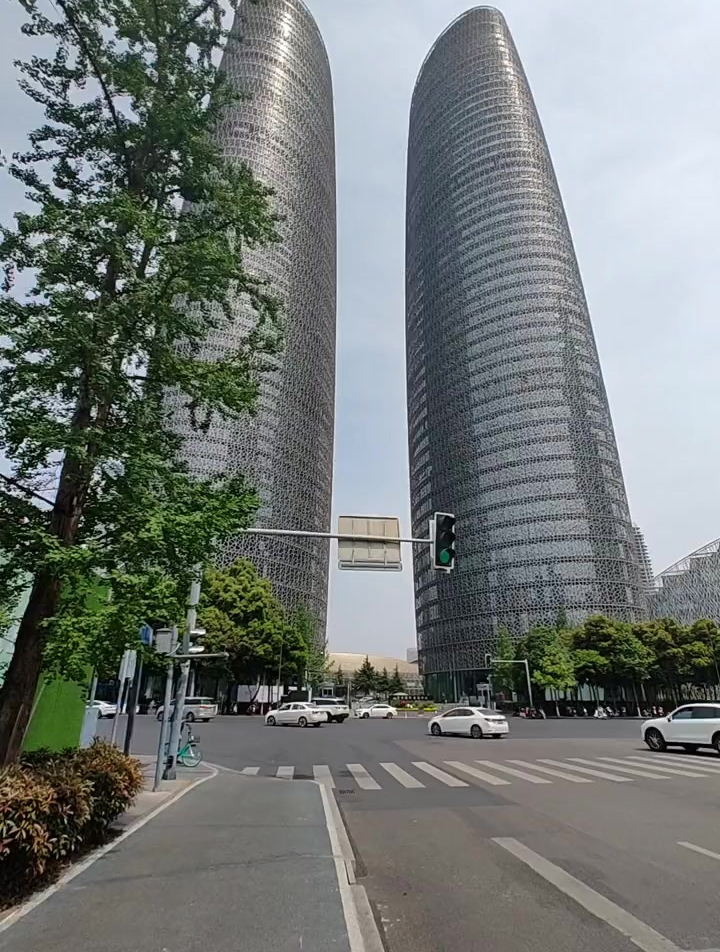 招牌黄焖鱼翅要鲜掉舌头啦