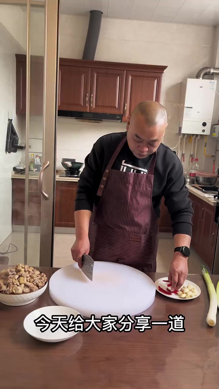 麻辣鸡块的做法,家常美食