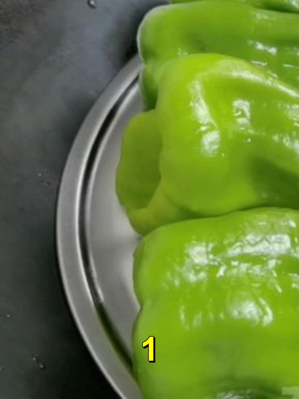 青椒蒸鸡蛋:简单又美味的家常菜,开胃又下饭!1