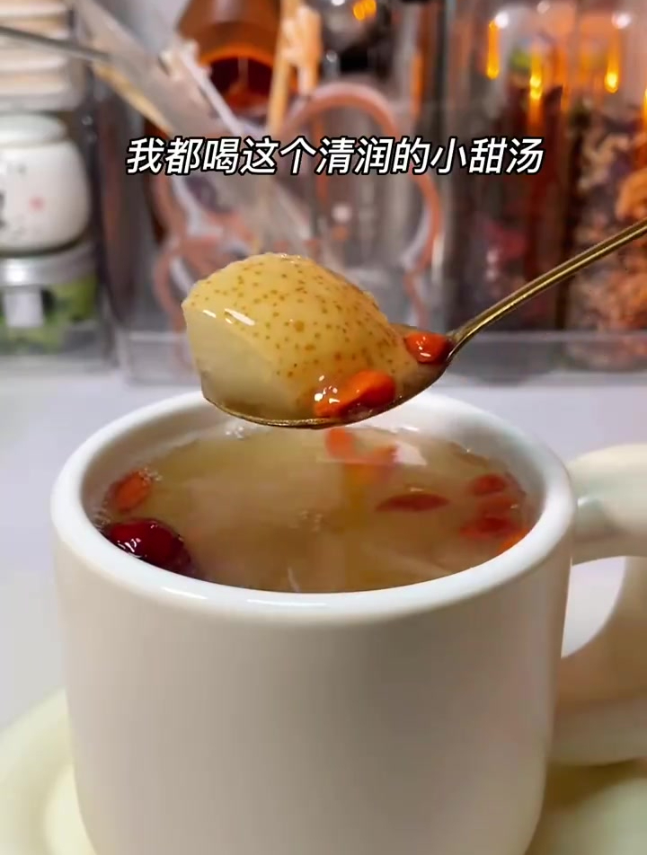 嗓子不好 就喝这个老北京小吊梨汤