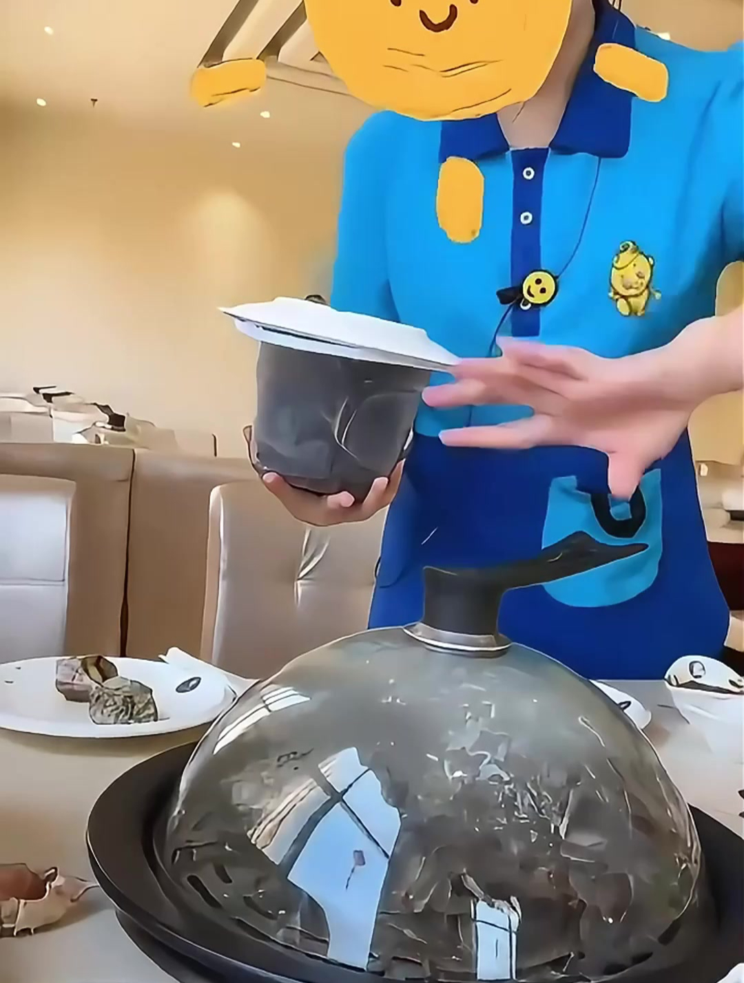 饭店里的清蒸螃蟹
