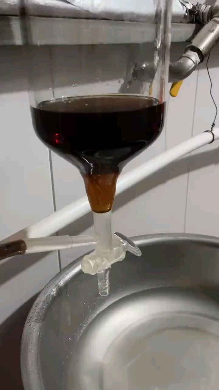 古蒸馏法萃取沉香精油分享