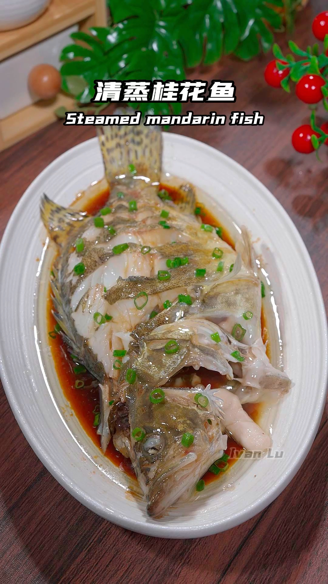 做清蒸桂花鱼到底是先浇油还是先淋汁,很多人都搞错了,难怪做的不好吃