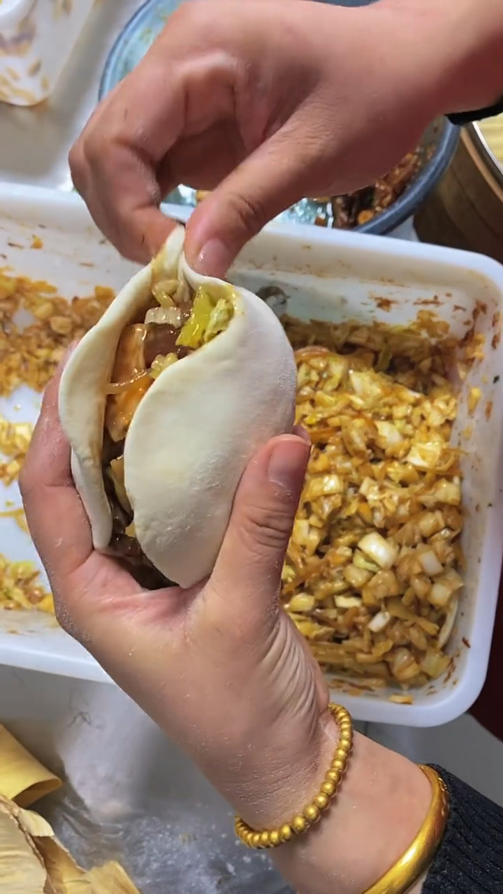 好看又好吃的麦穗包子手法分享