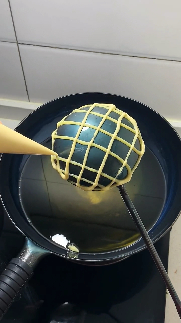 这样做的鸡蛋灯盏孩子特别喜欢吃