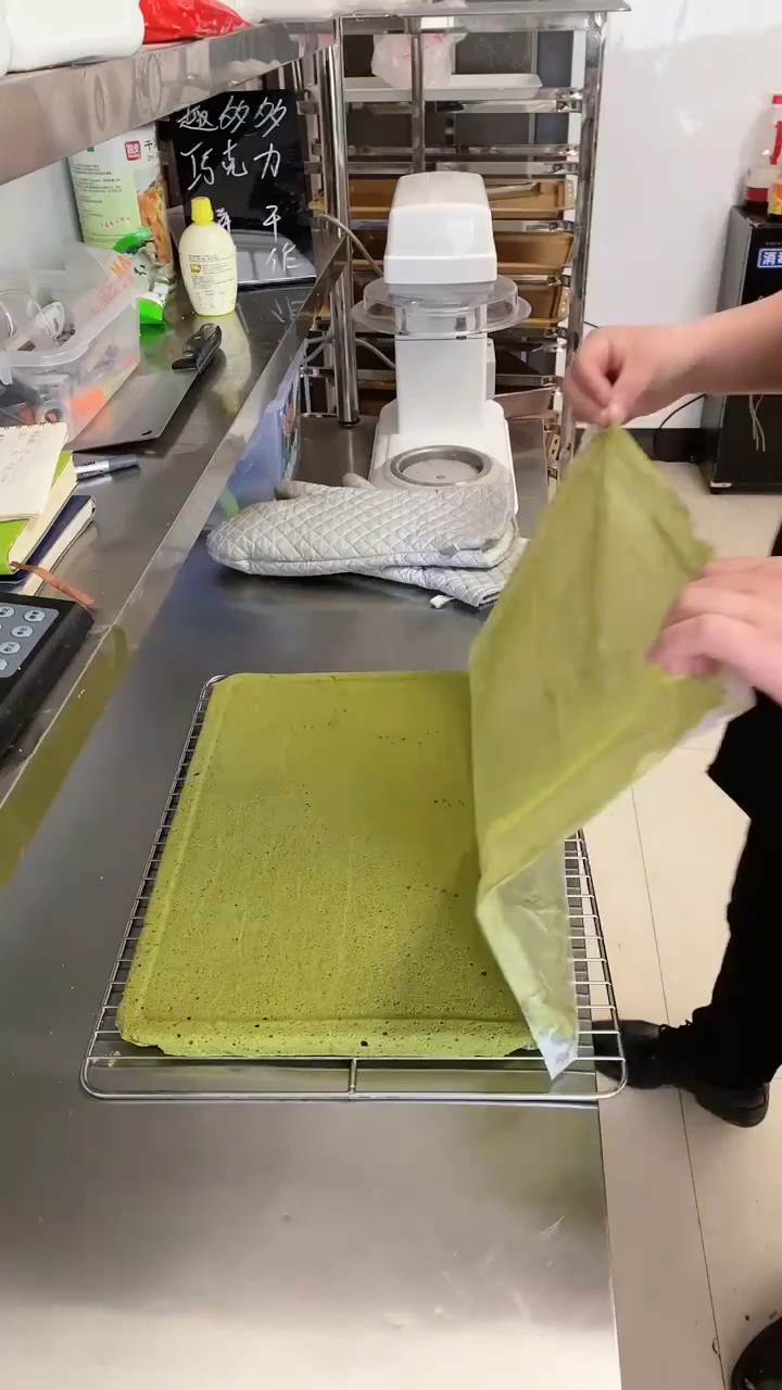 #食堂计划#抹茶蛋糕胚,做抹茶慕斯&抹茶小甜品,喜欢快来收藏哦