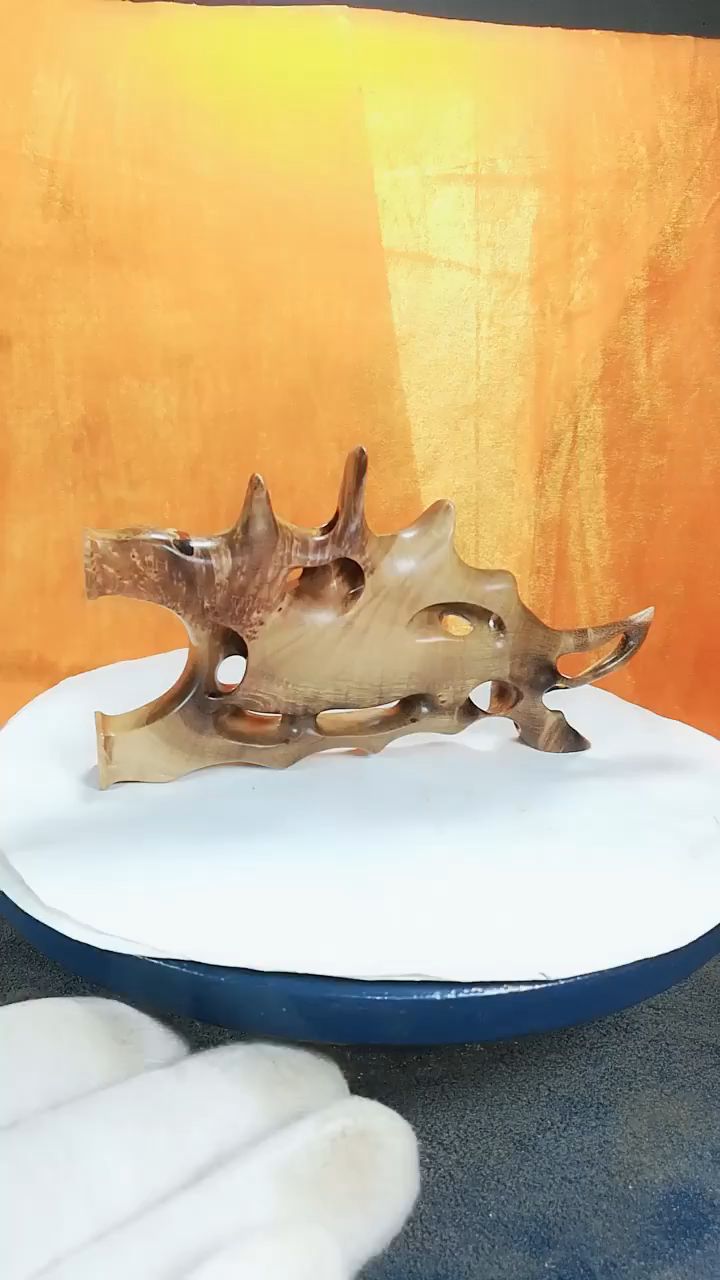 看看这是什么造型的鱼?手工雕刻麻梨疙瘩镂空雕艺术弓!根雕 根艺