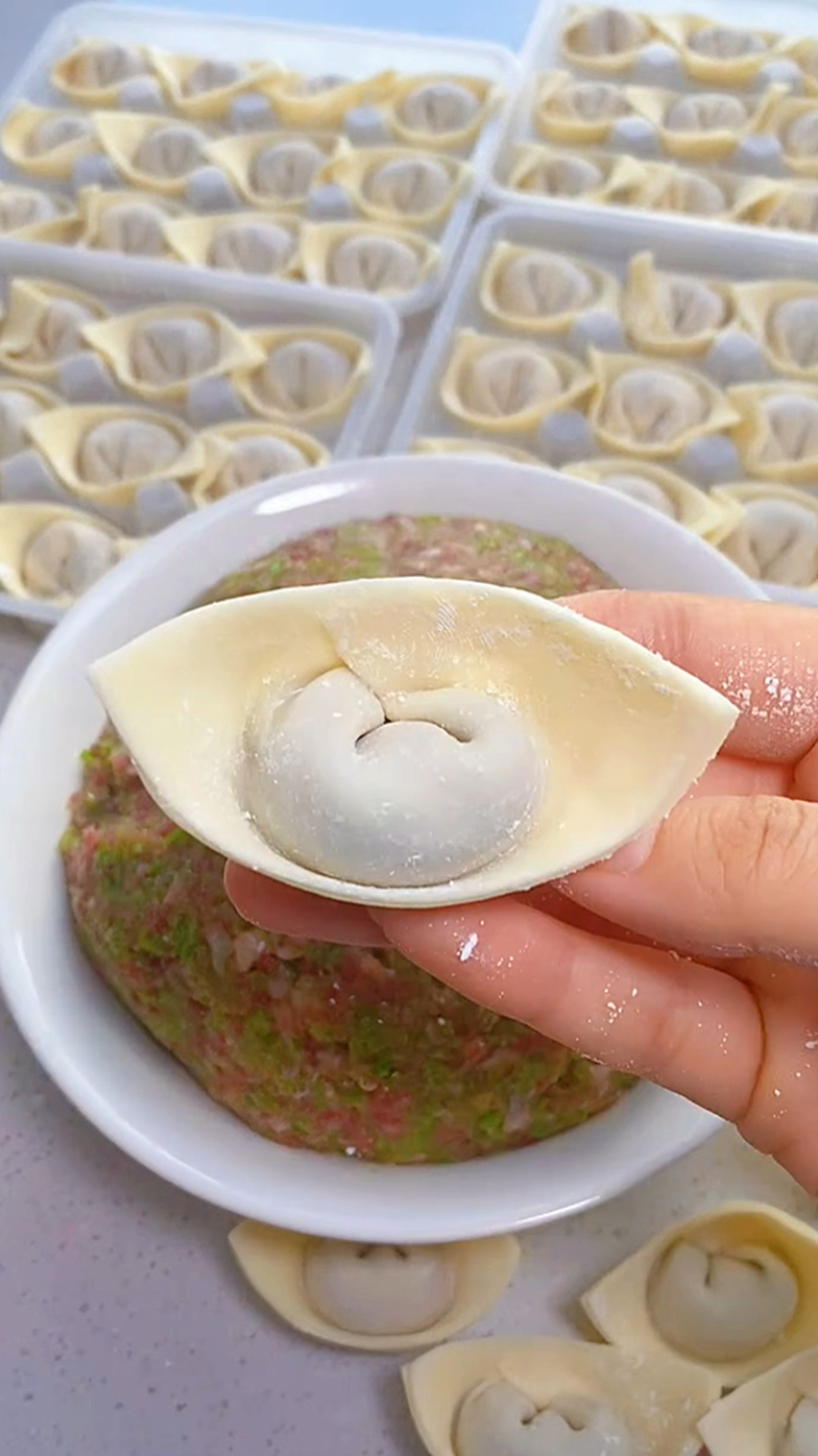 简单快速馄饨包法