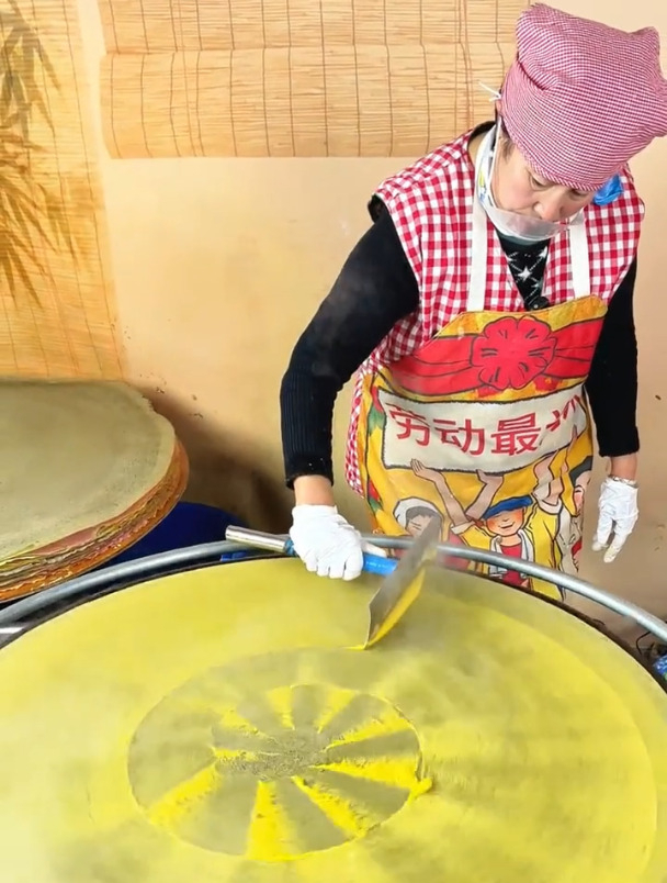 纯粗粮制作的大煎饼,不加面粉不加糖,超级美味