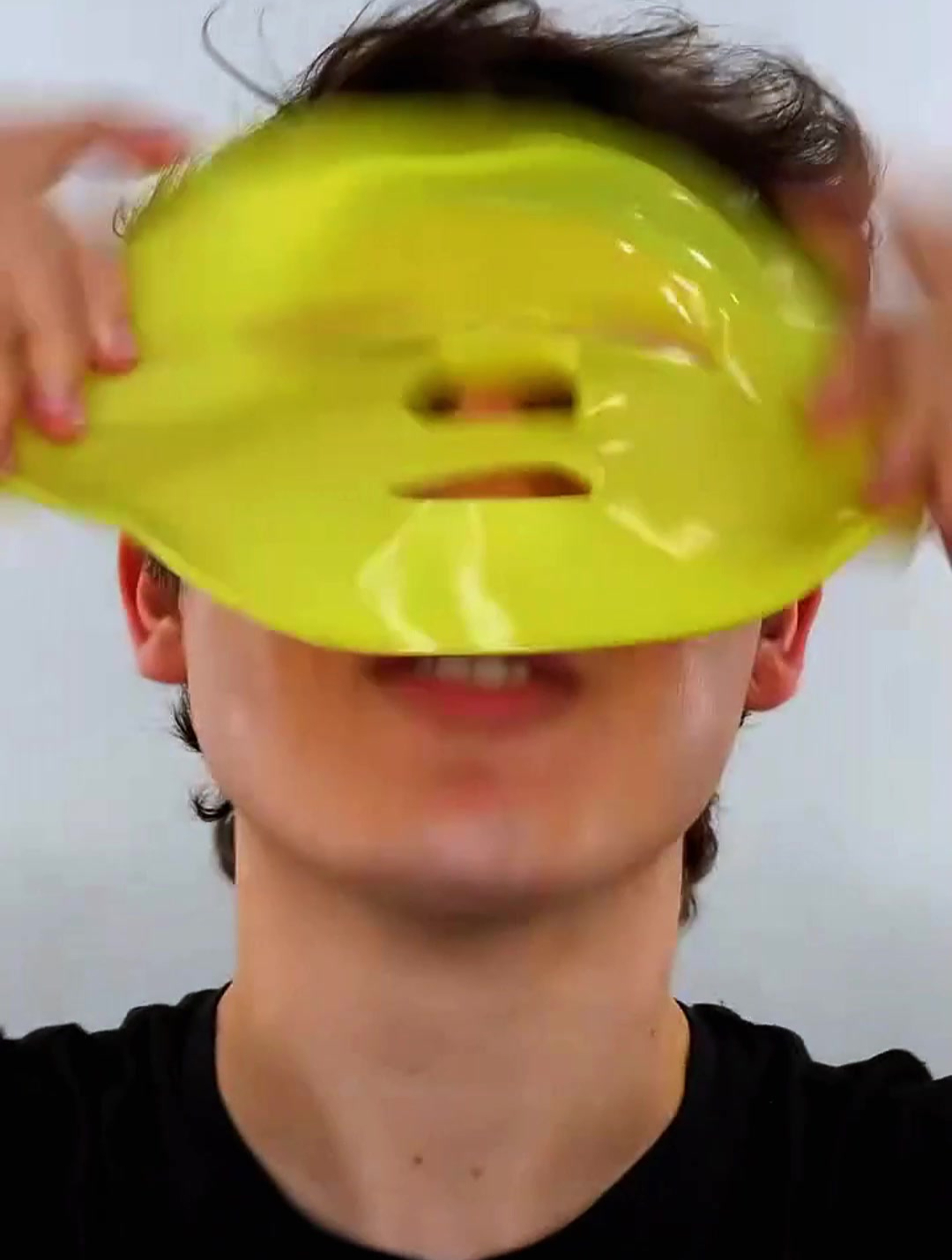 用奶茶做张面膜,脸上甜甜的!