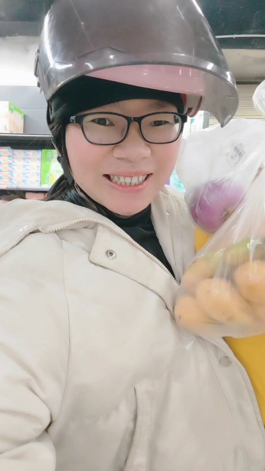 9岁生日妈妈亲自做蛋糕