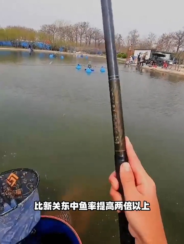 黑坑偷驴钓滑口鱼回锅鱼想要提升鱼获,鱼钩钩型的选择很重要!