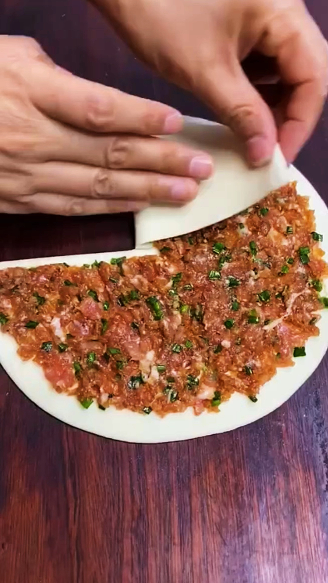 在家制作肉馅饼