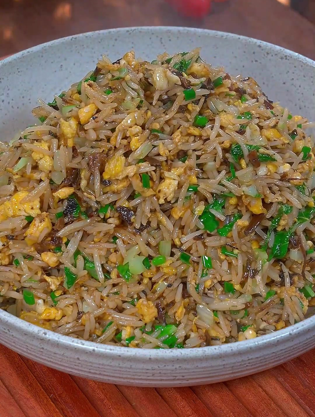 这个绍兴梅干菜,做菜时候放一点,满屋飘香